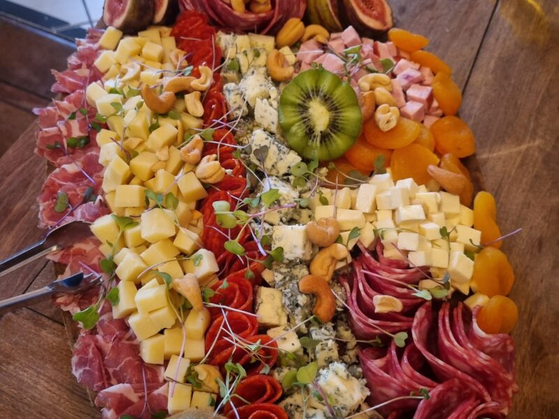Mangos Buffet